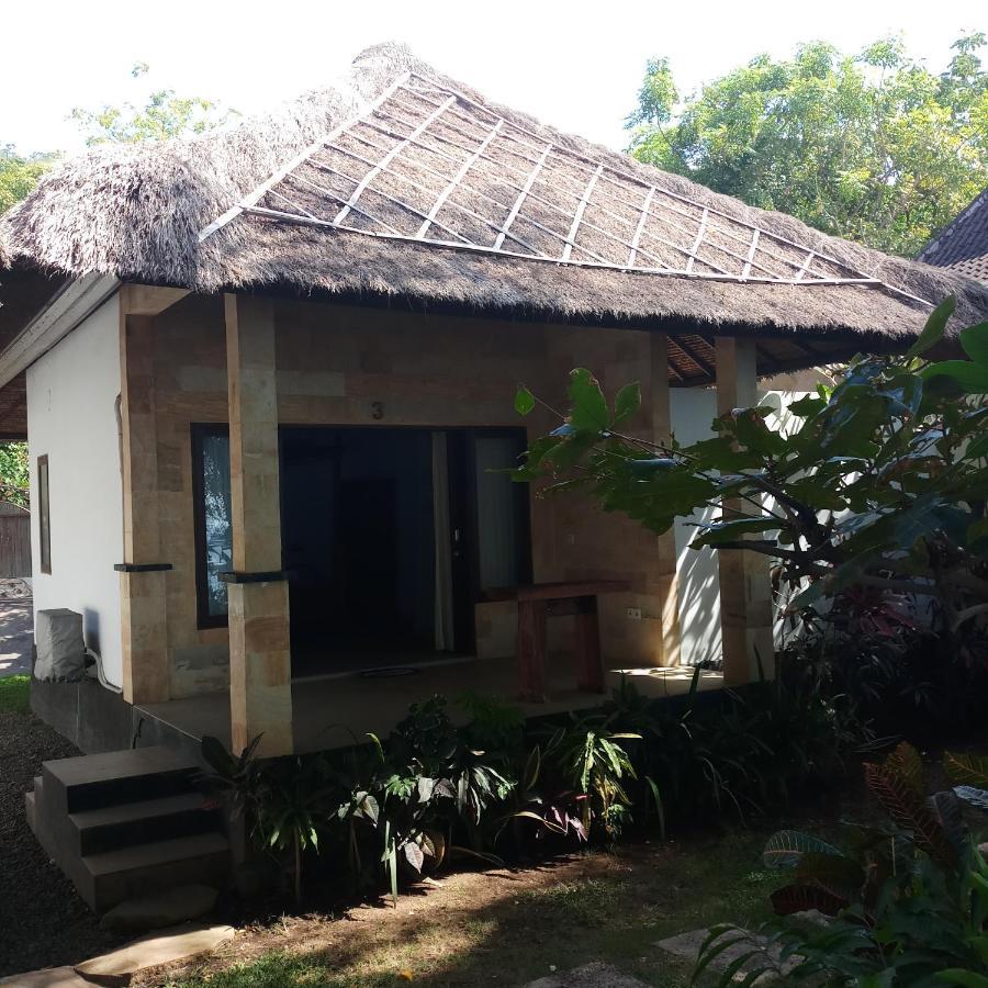 Jemeluk Beach Bungalows Amed Esterno foto