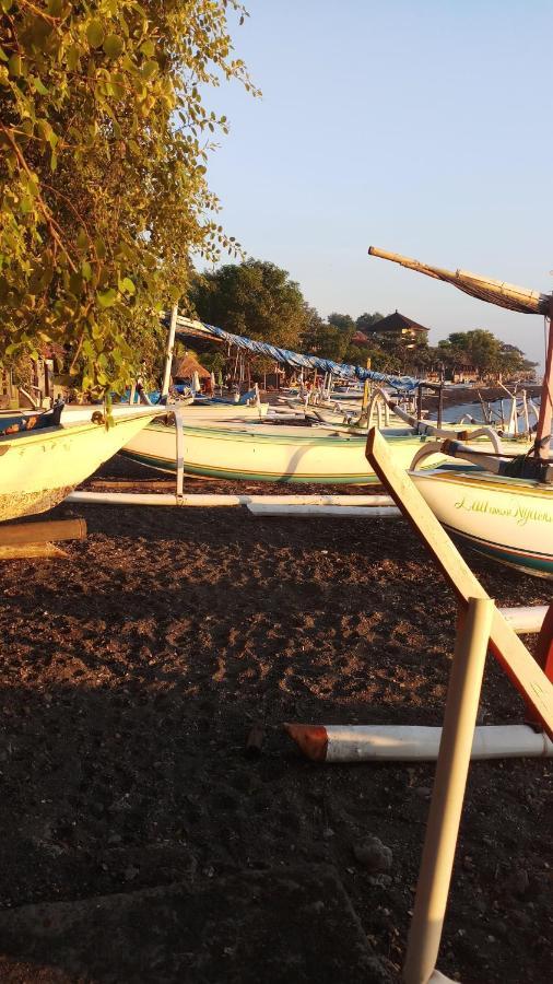 Jemeluk Beach Bungalows Amed Esterno foto