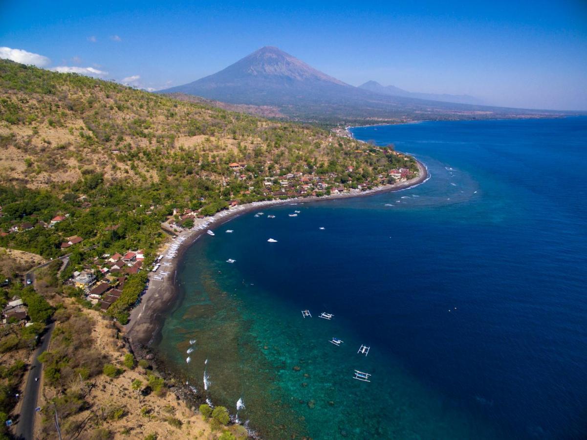 Jemeluk Beach Bungalows Amed Esterno foto