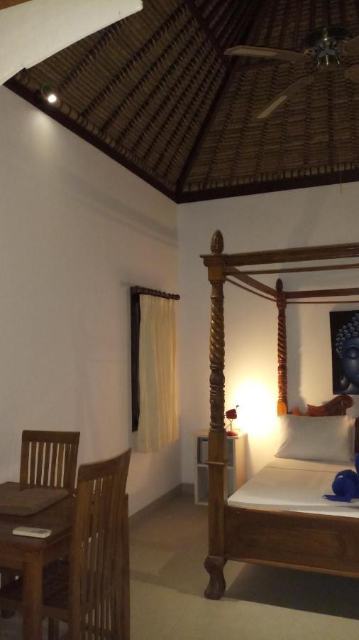 Jemeluk Beach Bungalows Amed Esterno foto